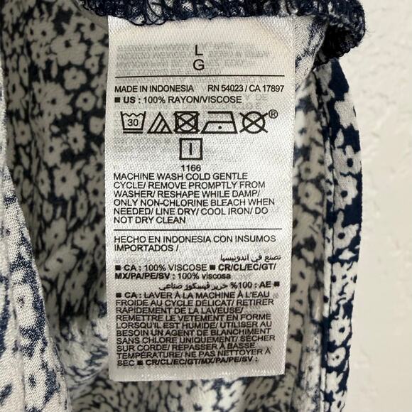 Old Navy High-Waisted Midi Slip Skirt Slit Blue Ditsy Floral NWT Size Large - Picture 5 of 5